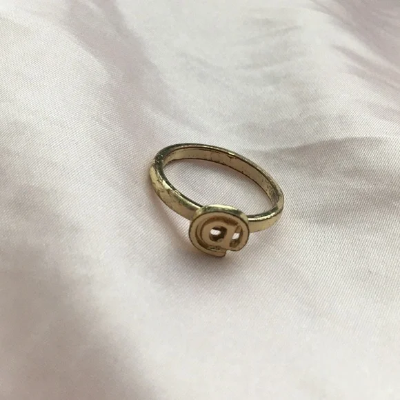 @ ring - Picture 1 of 5